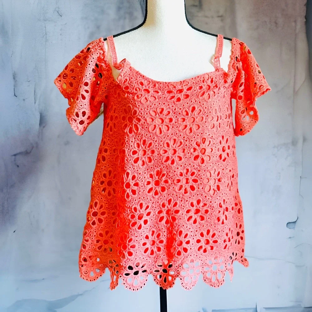 Maurice women off the shoulder top -blouse Size Medium - Picture 3 of 8